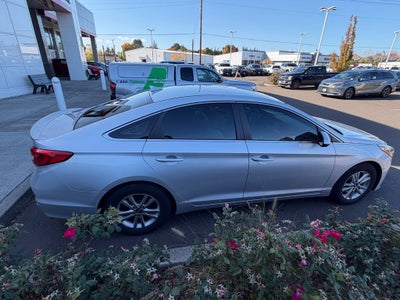 2016 Hyundai Sonata Base
