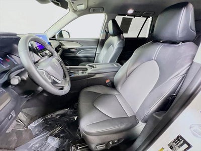 2025 Toyota Grand Highlander XLE