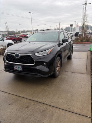 2023 Toyota Highlander Hybrid Bronze Edition