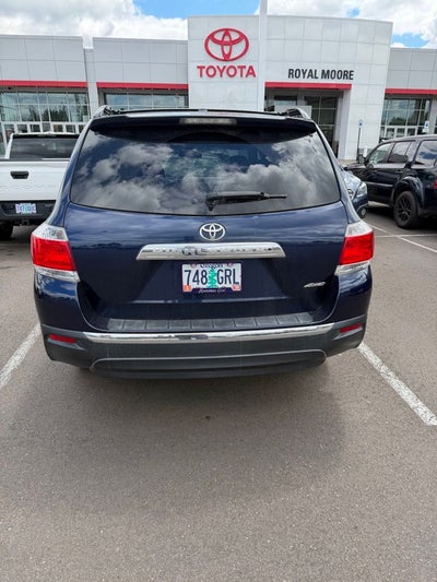 2013 Toyota Highlander SE