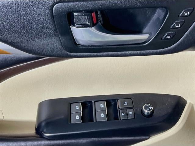 2017 Toyota Highlander Hybrid Limited Platinum