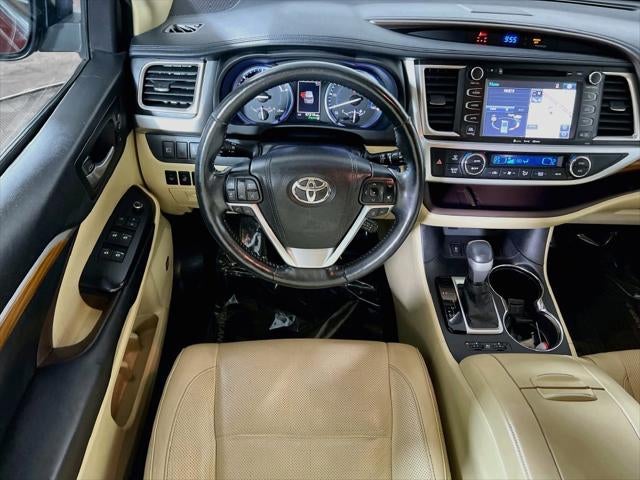 2017 Toyota Highlander Hybrid Limited Platinum