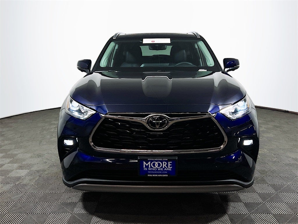 2026 Toyota Highlander Hybrid Platinum