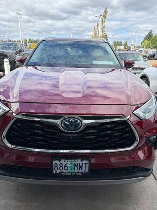 2021 Toyota Highlander Hybrid Platinum