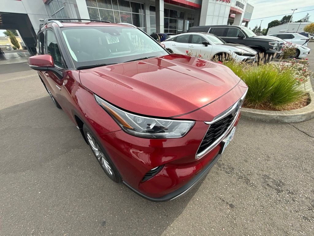 2020 Toyota Highlander Hybrid Platinum