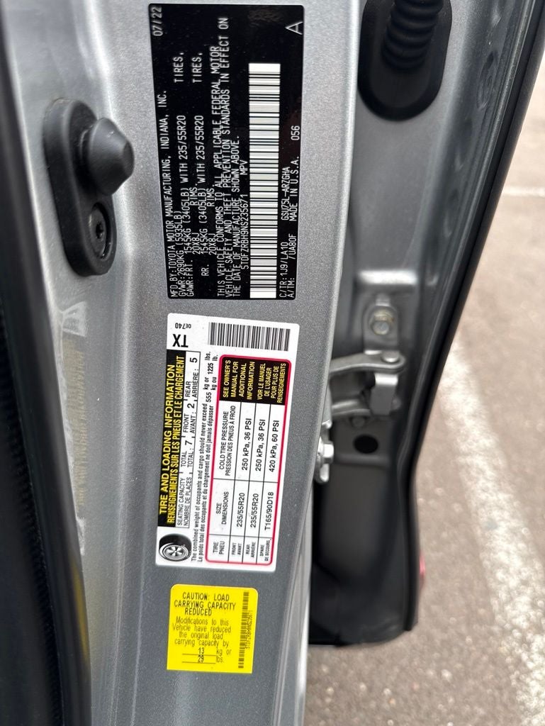 2022 Toyota Highlander Platinum