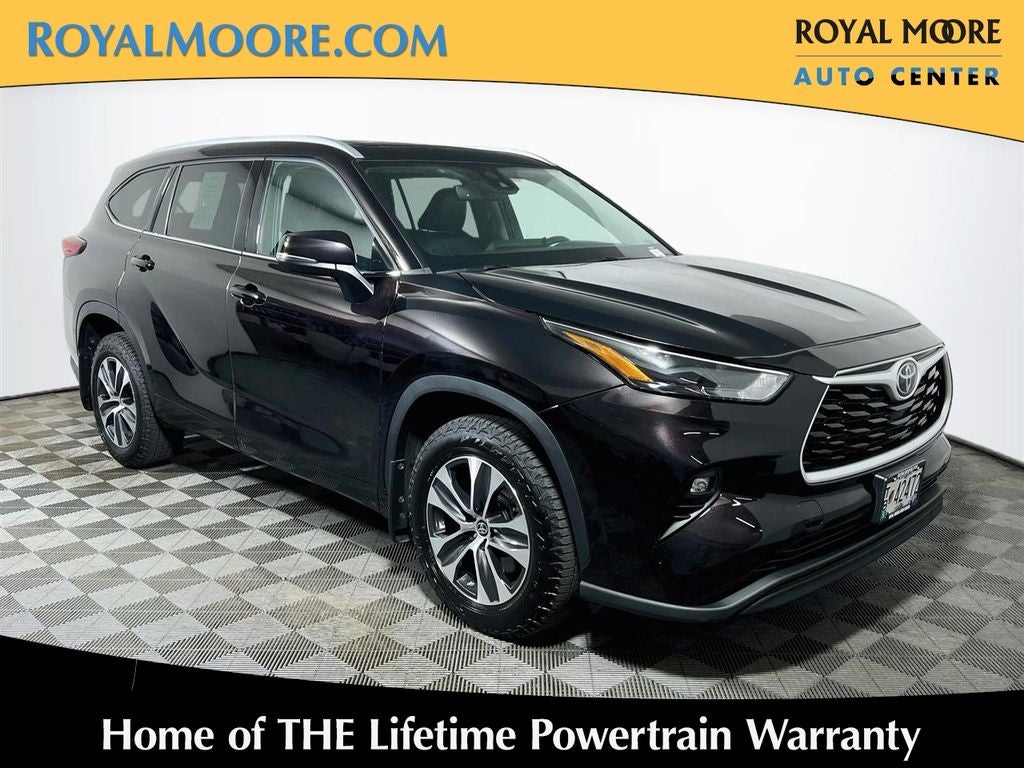 2022 Toyota Highlander XLE