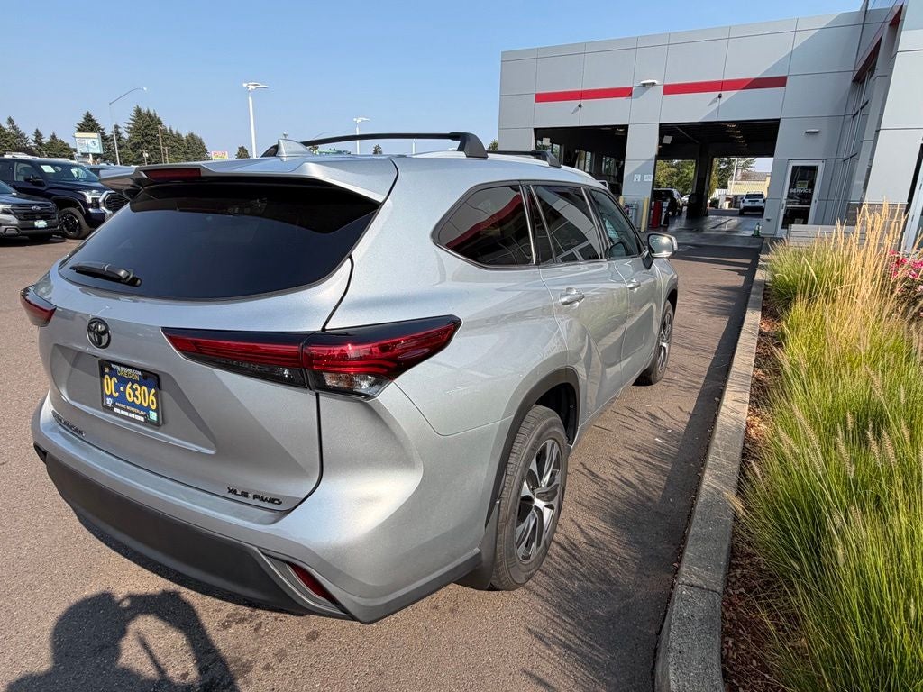 2022 Toyota Highlander XLE