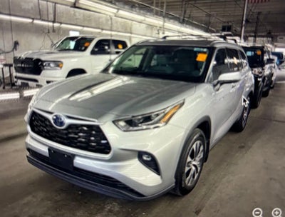 2021 Toyota Highlander Hybrid XLE