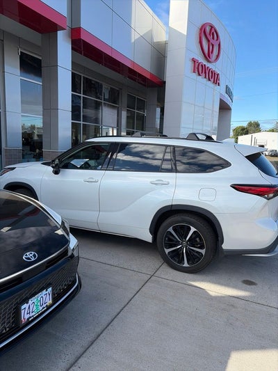 2022 Toyota Highlander XSE