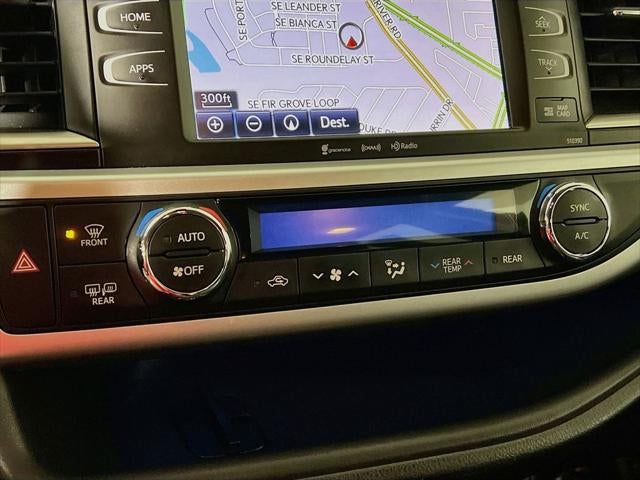 2019 Toyota Highlander SE
