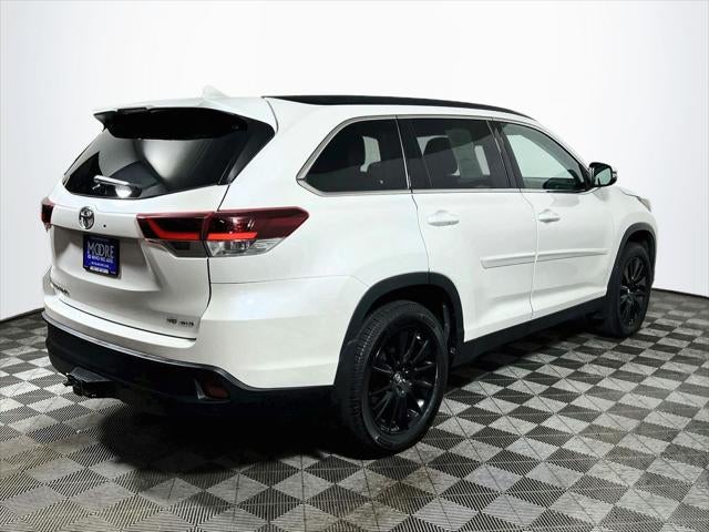 2019 Toyota Highlander SE