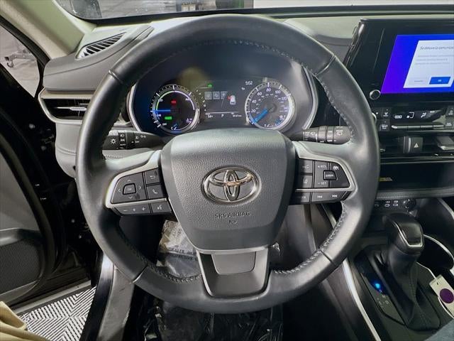 2023 Toyota Highlander Hybrid XLE