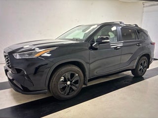 2024 Toyota Highlander Hybrid XLE