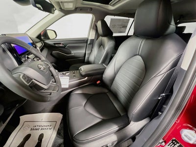 2026 Toyota Highlander Hybrid XLE