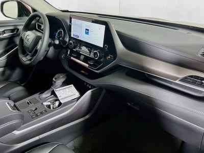 2026 Toyota Highlander Hybrid XLE