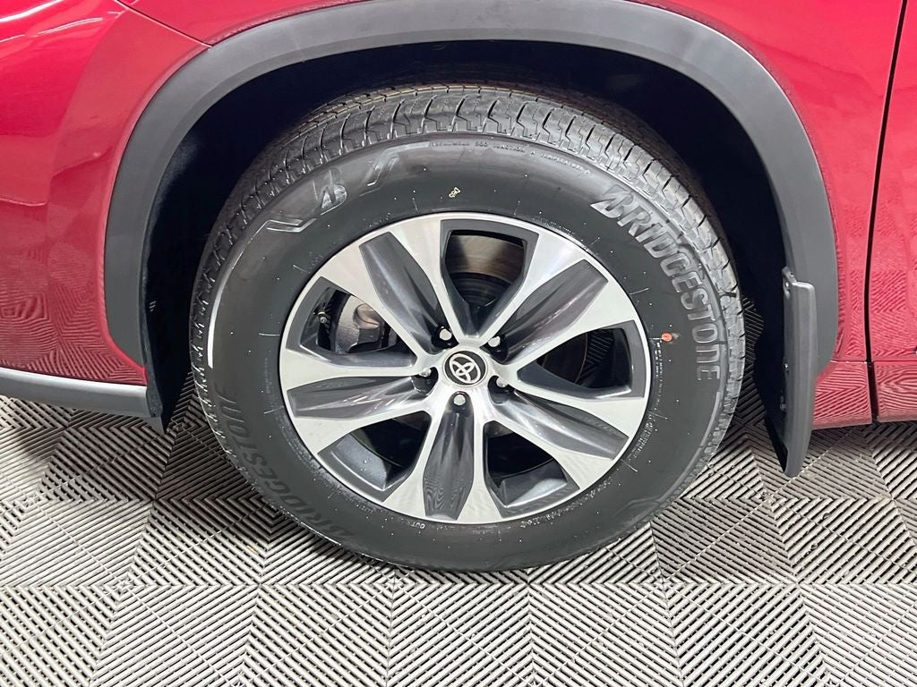 2026 Toyota Highlander Hybrid XLE