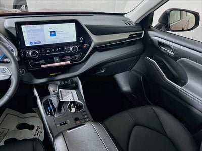 2026 Toyota Highlander Hybrid XLE