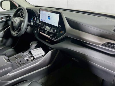 2026 Toyota Highlander Hybrid XLE