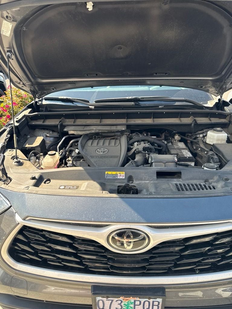 2023 Toyota Highlander LE