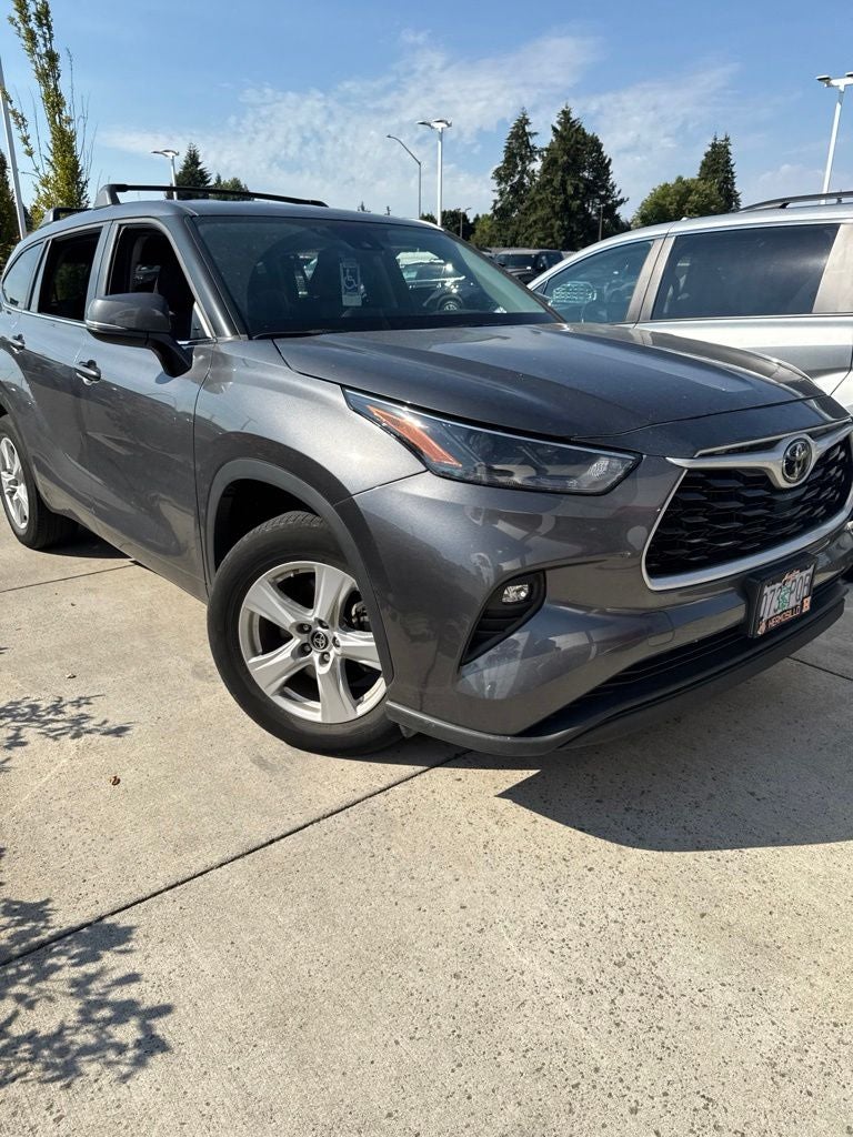 2023 Toyota Highlander LE