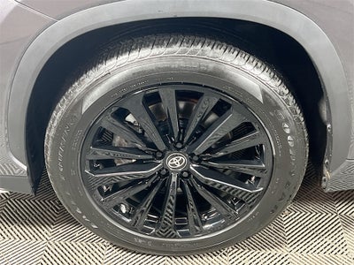 2024 Toyota Highlander XSE