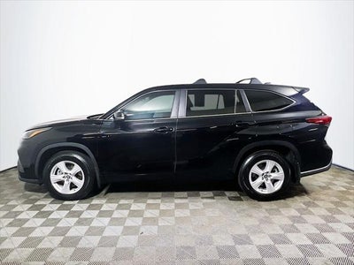 2023 Toyota Highlander LE