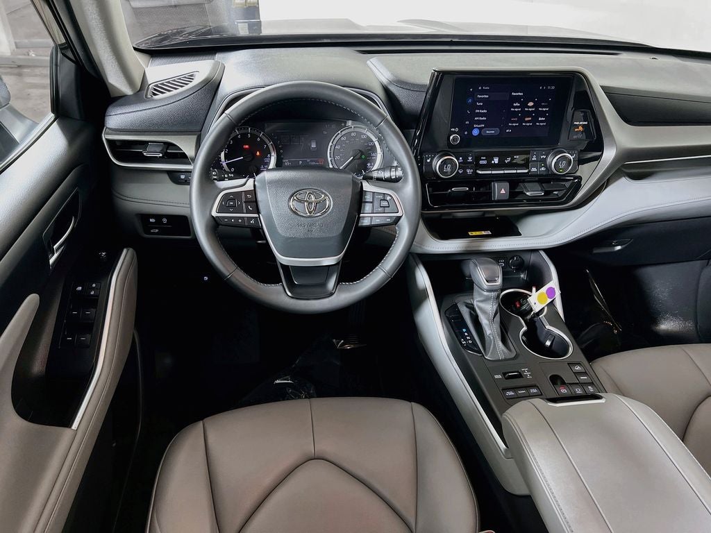 2024 Toyota Highlander XLE