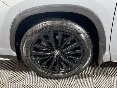 2025 Toyota Highlander XSE