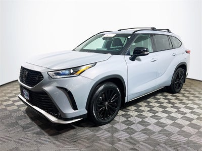 2025 Toyota Highlander XSE