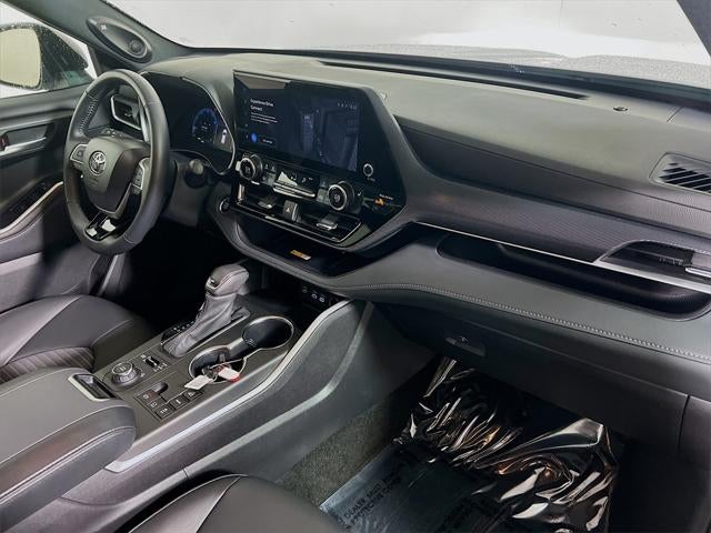 2025 Toyota Highlander XSE