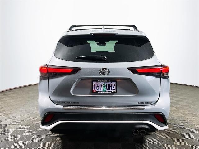 2025 Toyota Highlander XSE