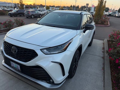2026 Toyota Highlander XSE