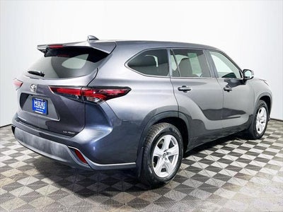 2024 Toyota Highlander LE