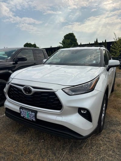 2025 Toyota Highlander LE