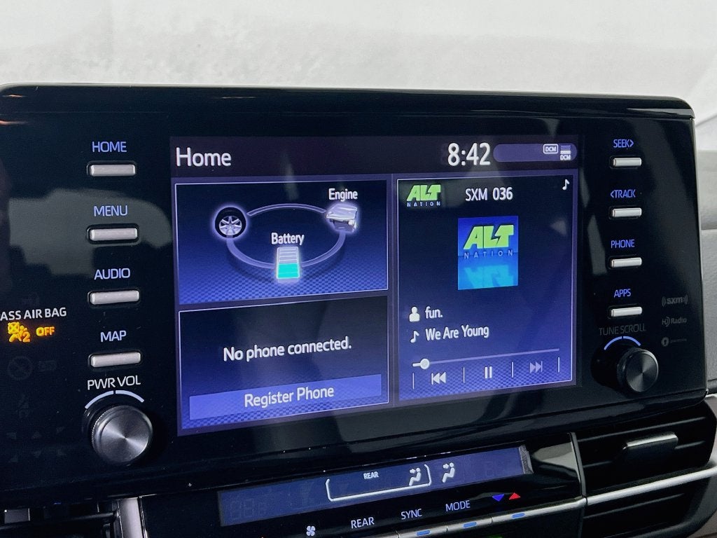 2023 Toyota Sienna LE 8 Passenger