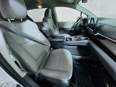 2023 Toyota Sienna LE 8 Passenger