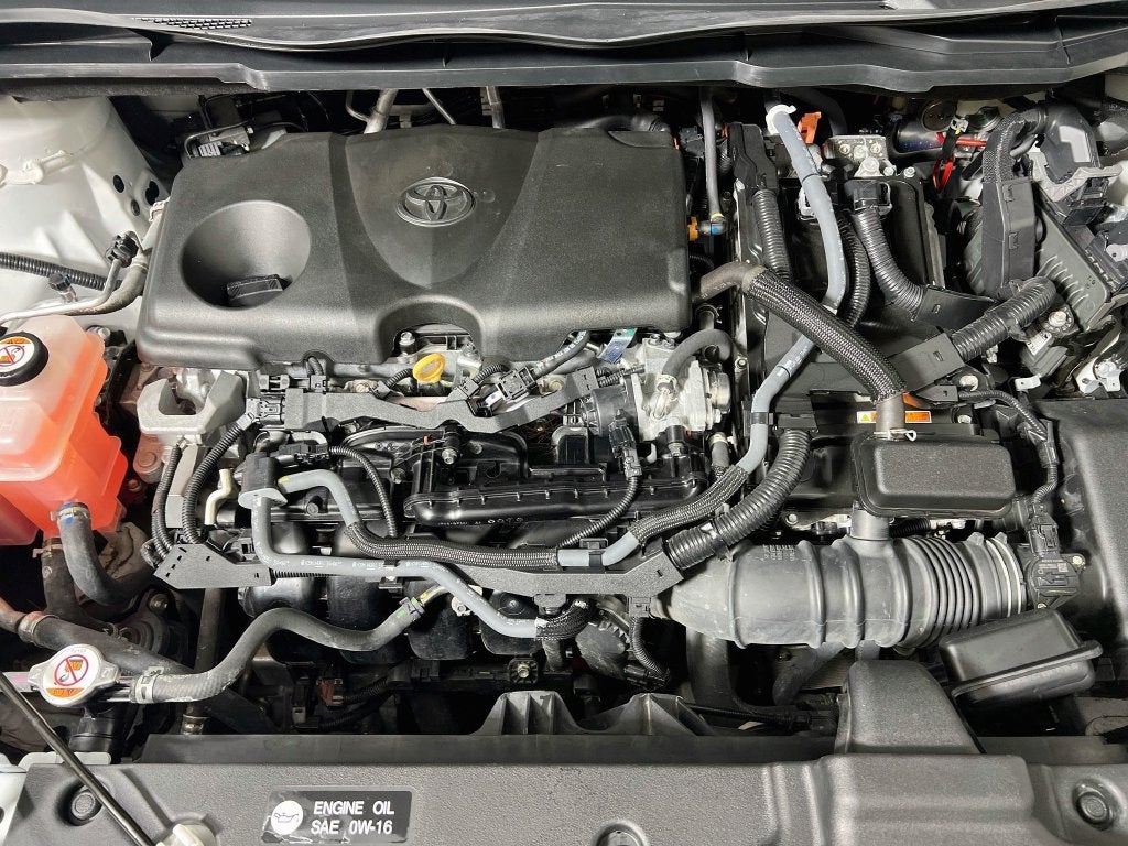 2023 Toyota Sienna LE 8 Passenger