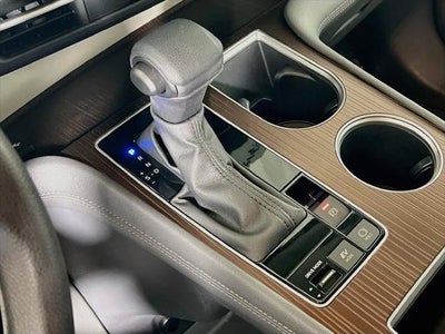 2023 Toyota Sienna LE 8 Passenger