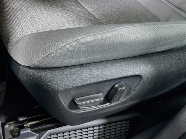 2023 Toyota Sienna LE 8 Passenger