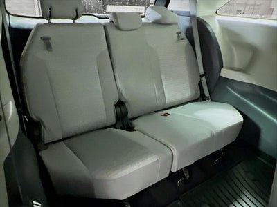 2022 Toyota Sienna LE 8 Passenger
