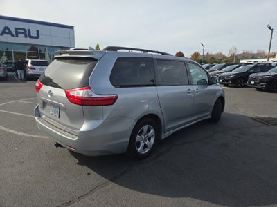 2018 Toyota Sienna LE 8 Passenger