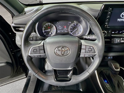 2022 Toyota Highlander XSE