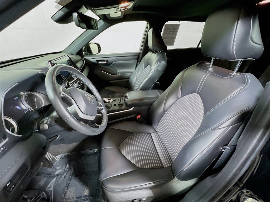 2022 Toyota Highlander XSE