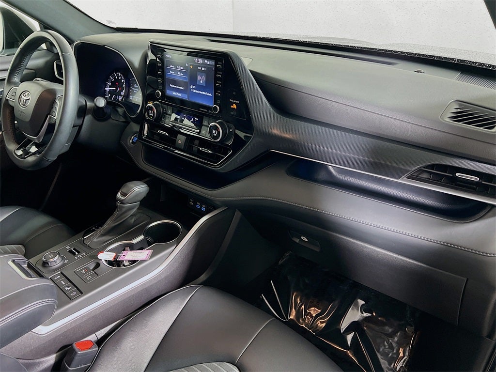 2022 Toyota Highlander XSE