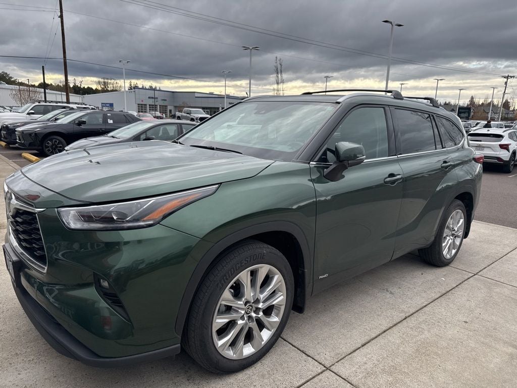 2023 Toyota Highlander Hybrid Limited