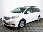 2014 Toyota Sienna XLE 8 Passenger