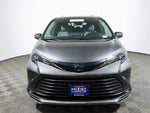 2025 Toyota Sienna XLE 8 Passenger
