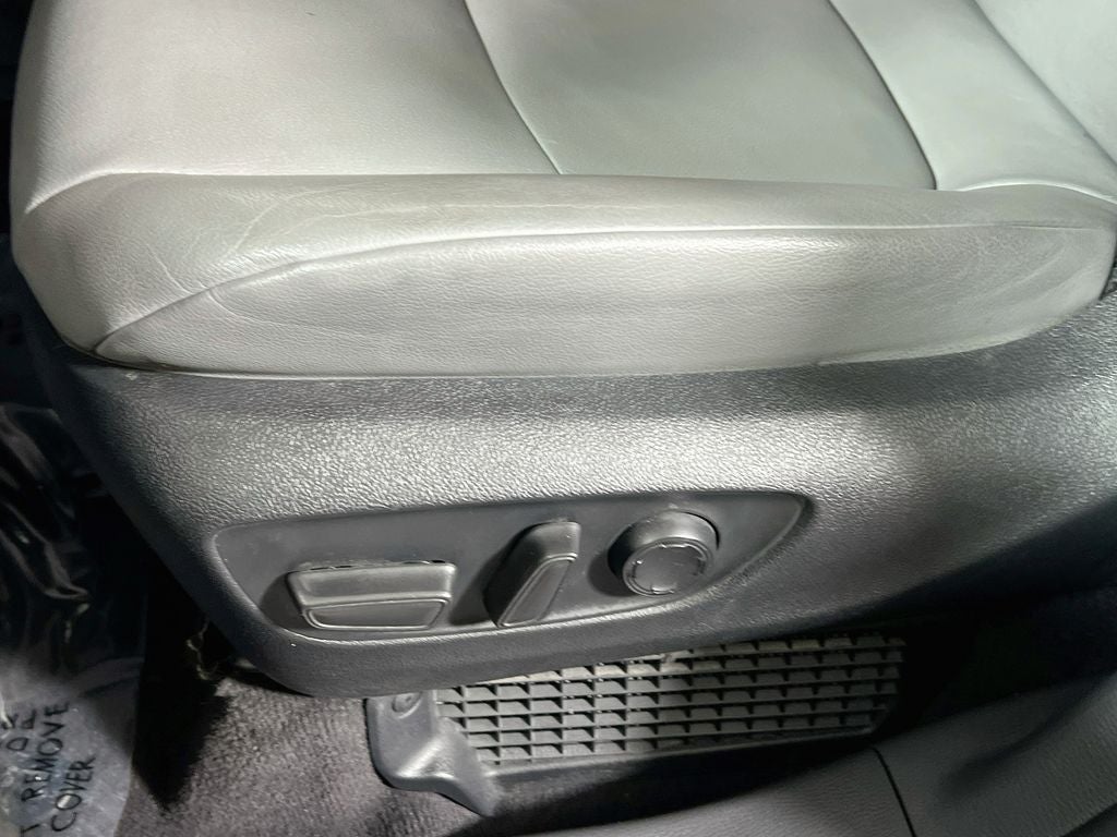 2024 Toyota Sienna XLE 8 Passenger
