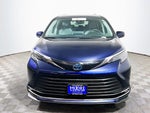 2024 Toyota Sienna XLE 8 Passenger